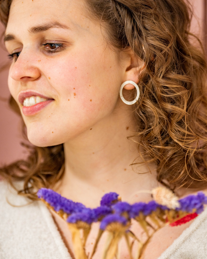 Kyklo oorbellen @Atelier Flo • Antwerpen